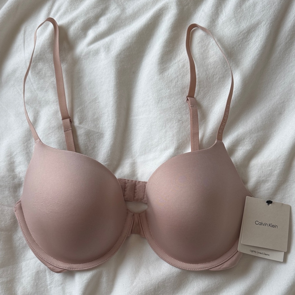 Calvin Klein Women's Lightly Lined Demi Bra - Blush